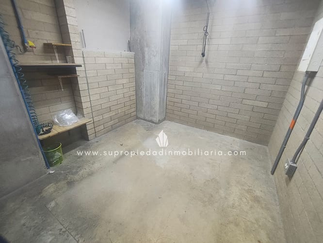 Bodega en venta en Santa Fe, Medellín, 322 m² · foto 11 de 16