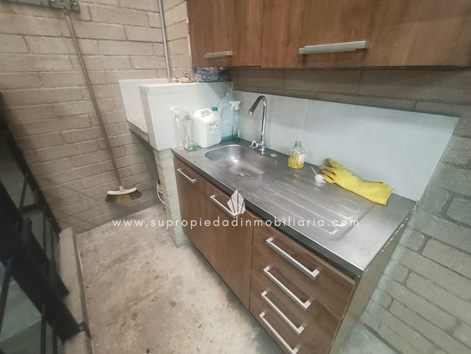 Bodega en venta en Santa Fe, Medellín, 322 m² · foto 12 de 16