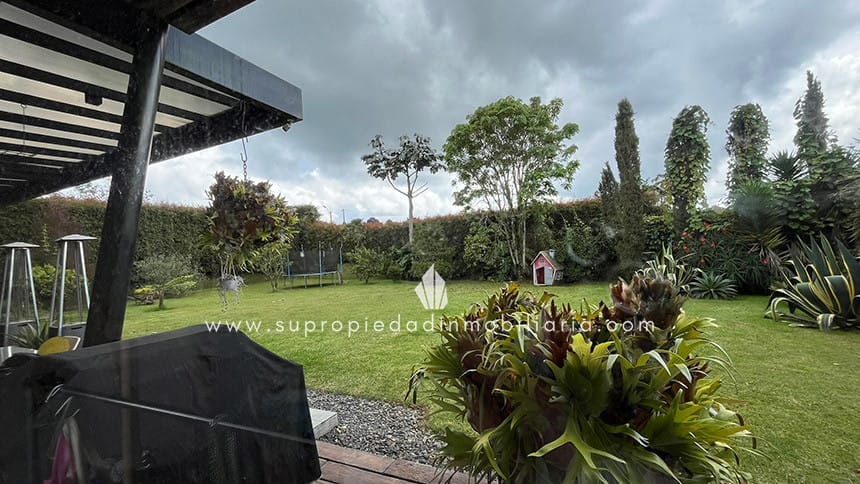 Casa de 3 alcobas en venta en Las Palmas, Envigado, 436 m² · foto 6 de 24