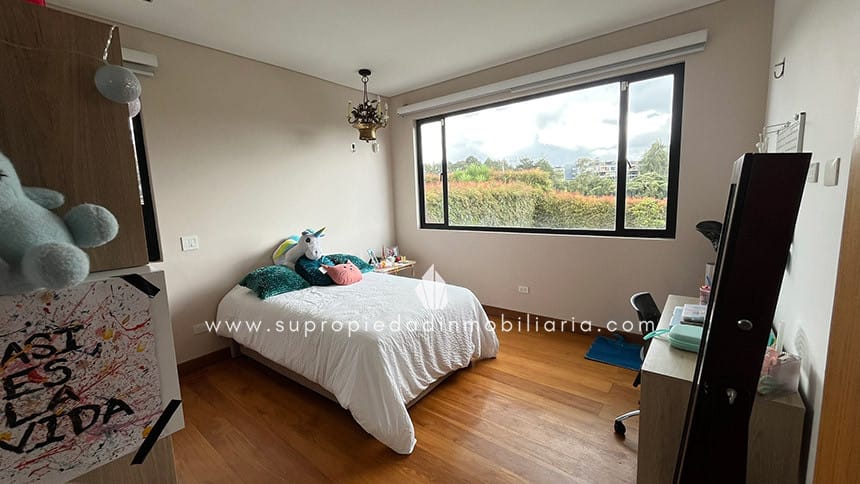 Casa de 3 alcobas en venta en Las Palmas, Envigado, 436 m² · foto 11 de 24