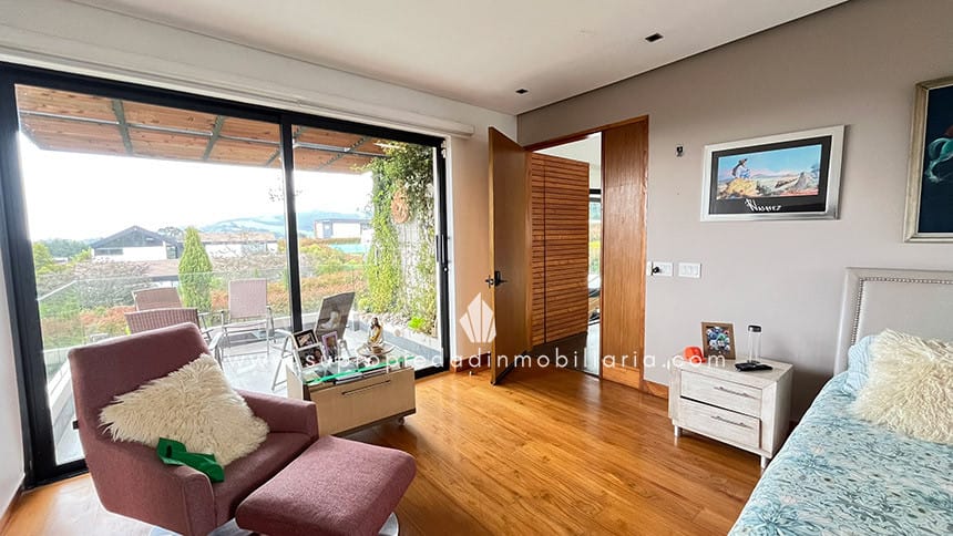 Casa de 3 alcobas en venta en Las Palmas, Envigado, 436 m² · foto 14 de 24