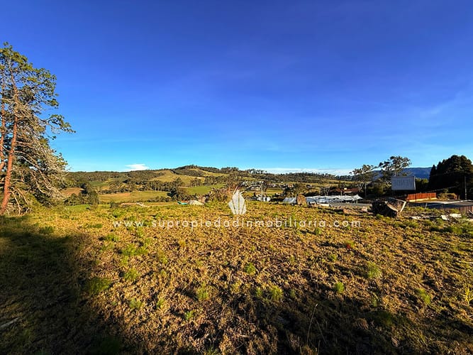 Lote en venta en Loma Del Escobero, Envigado, 5392 m² · foto 6 de 10