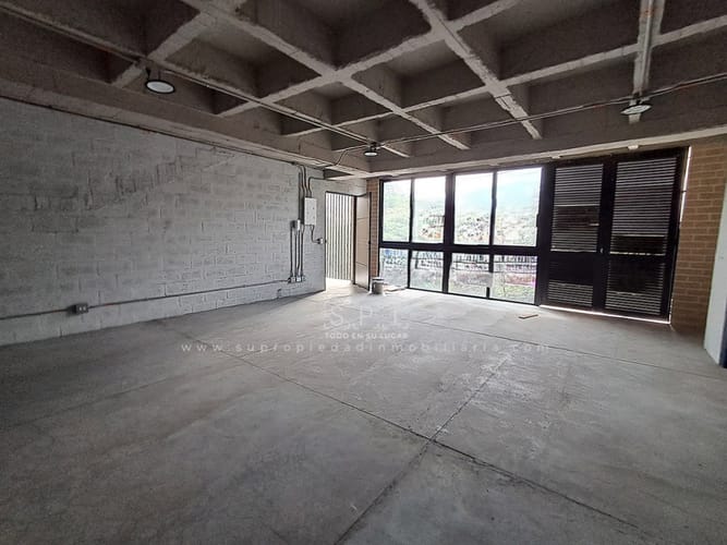 Bodega en arriendo en Santa Fe, Medellín, 90 m² · foto 5 de 12