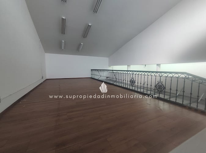 Local en arriendo en La Esmeralda, Itagüí, 238 m² · foto 4 de 14