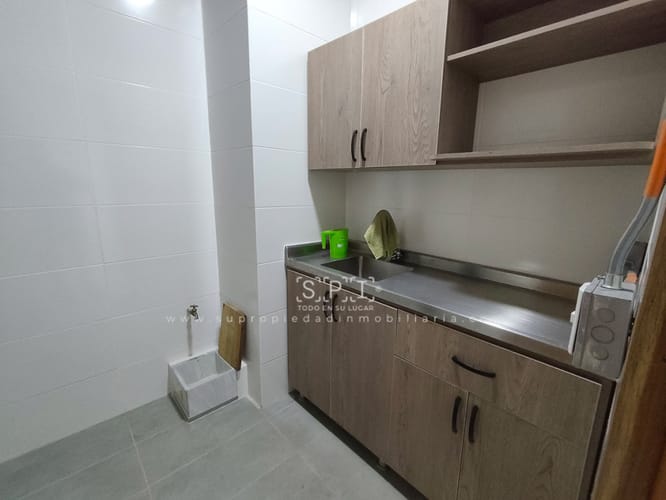 Bodega en arriendo en Santa Fe, Medellín, 90 m² · foto 9 de 12