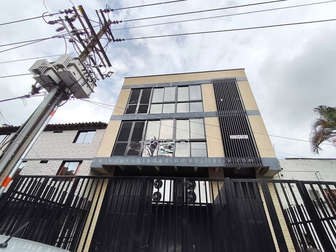 Bodega en arriendo en Santa Fe, Medellín, 90 m² · foto 11 de 12
