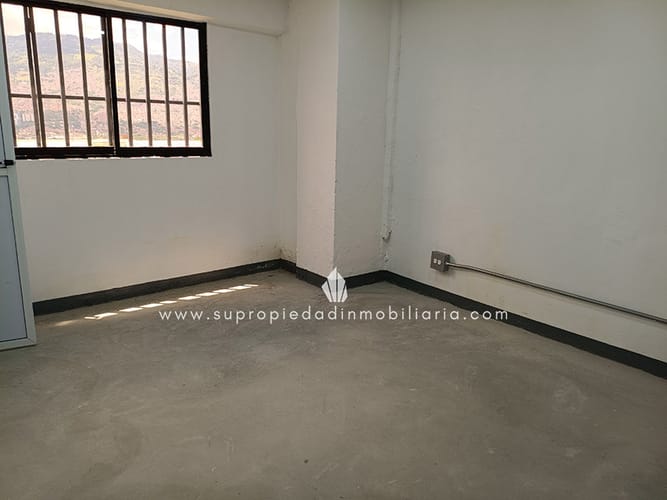 Bodega en arriendo en Prado, Medellín, 230 m² · foto 5 de 8