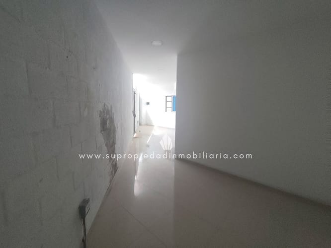 Bodega en arriendo en La Tablaza, La Estrella, 621 m² · foto 8 de 17