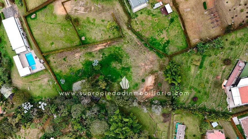 Lote en venta en Quirama, El Carmen de Viboral, 2922 m² · foto 5 de 9