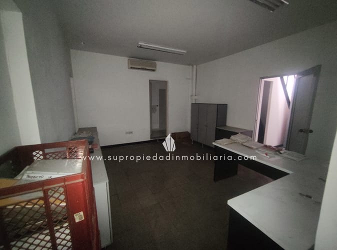 Bodega en arriendo en La Esmeralda, Itagüí, 650 m² · foto 8 de 10