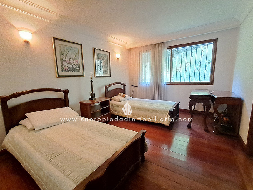 Casa en arriendo en El Poblado, Medellín · foto 17 de 24