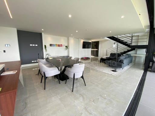 Casa de 3 alcobas en arriendo en Las Palmas, Medellín, 276 m² · foto 5 de 21