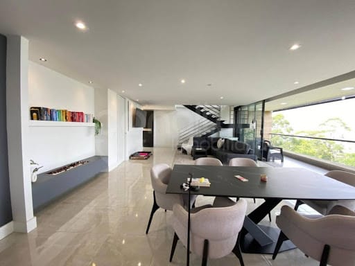 Casa de 3 alcobas en arriendo en Las Palmas, Medellín, 276 m² · foto 6 de 21