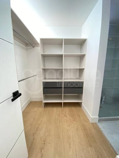 Casa de 3 alcobas en arriendo en Las Palmas, Medellín, 276 m² · foto 14 de 21