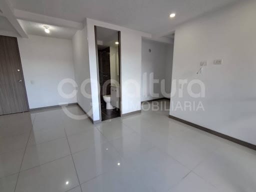 Apartamento de 2 alcobas en arriendo en Las Brisas, La Estrella, 52 m² · foto 4 de 13