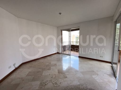 Apartamento de 3 alcobas en arriendo en Laureles, Medellín, 165 m² · foto 4 de 24