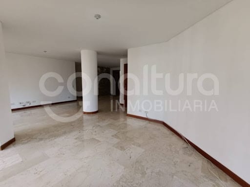 Apartamento de 3 alcobas en arriendo en Laureles, Medellín, 165 m² · foto 5 de 24