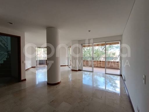 Apartamento de 3 alcobas en arriendo en Laureles, Medellín, 165 m² · foto 16 de 24