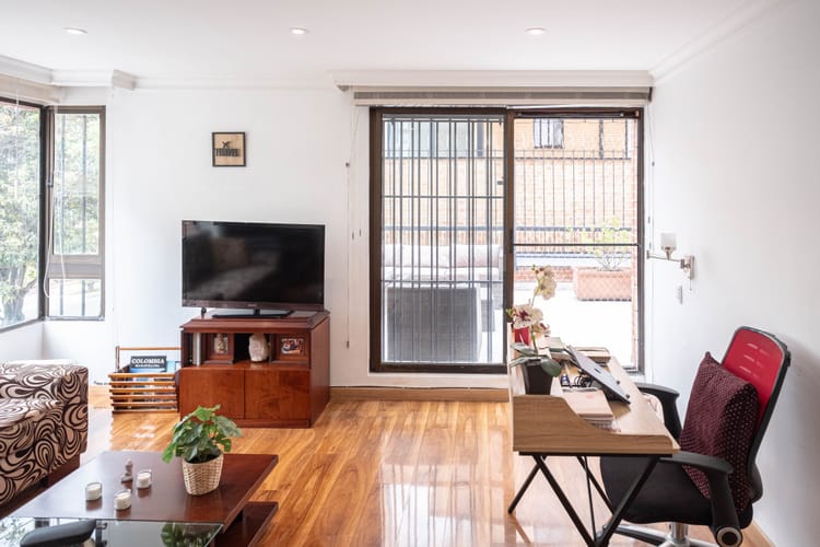 Apartamento de 3 alcobas en venta en San Patricio, Bogotá, 189 m² · foto 7 de 24