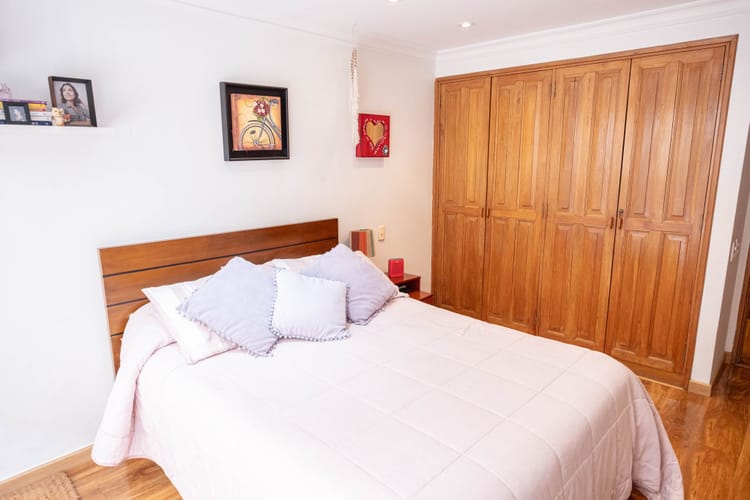 Apartamento de 3 alcobas en venta en San Patricio, Bogotá, 189 m² · foto 19 de 24