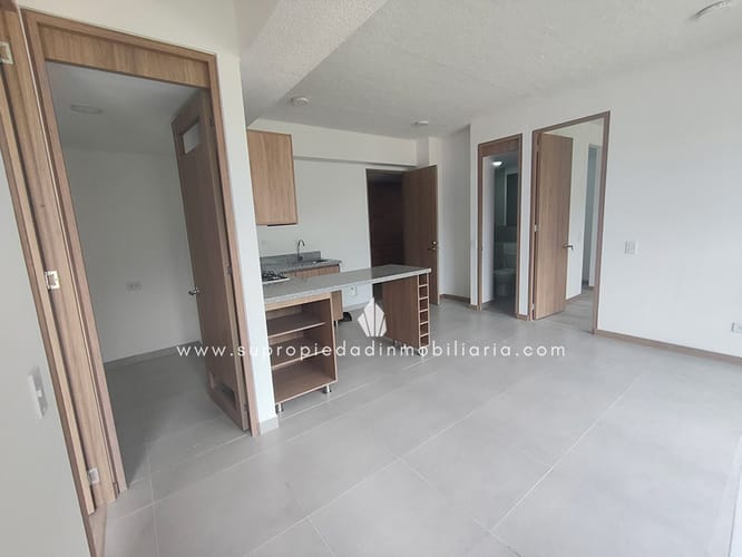 Apartamento de 2 alcobas en venta en Chile, La Estrella, 66 m² · foto 5 de 13