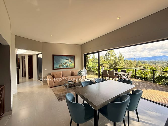 Casa de 3 alcobas en venta en Pantanillo, Envigado, 200 m² · foto 15 de 24