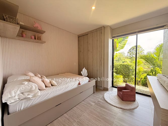 Casa de 3 alcobas en venta en Pantanillo, Envigado, 200 m² · foto 18 de 24