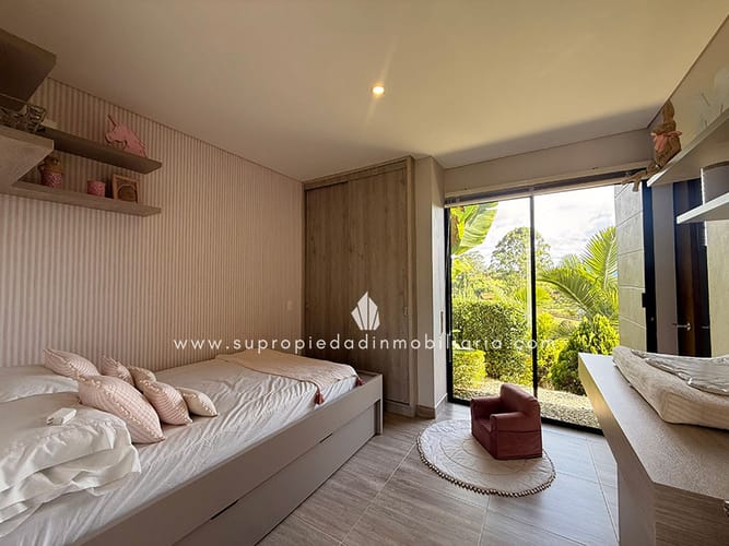 Casa de 3 alcobas en venta en Pantanillo, Envigado, 200 m² · foto 19 de 24