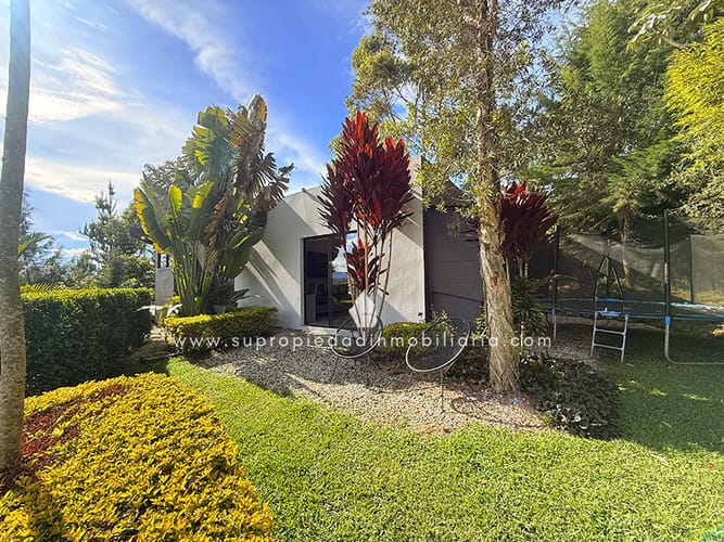 Casa de 3 alcobas en venta en Pantanillo, Envigado, 200 m² · foto 22 de 24