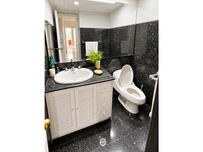 Apartamento de 4 alcobas en venta en Centenario, Cali, 297 m² · foto 9 de 17