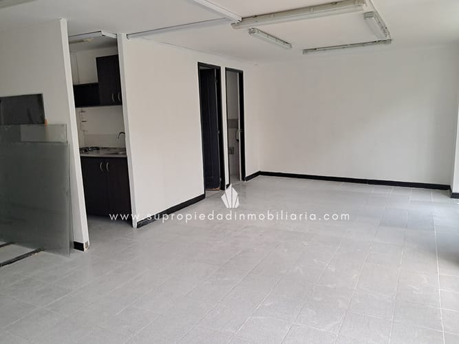 Local en arriendo en Lorena, Medellín, 150 m² · foto 6 de 15