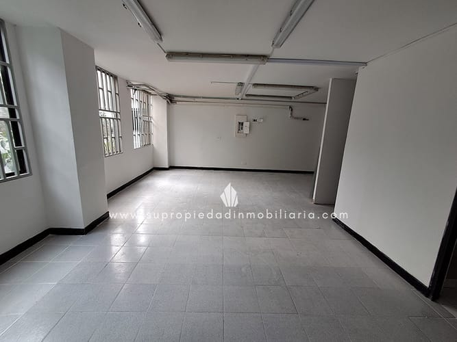 Local en arriendo en Lorena, Medellín, 150 m² · foto 8 de 15