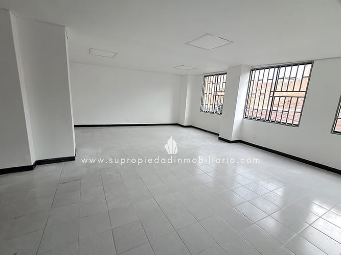 Local en arriendo en Lorena, Medellín, 150 m² · foto 12 de 15
