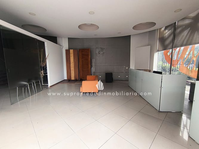 Local en arriendo en Aves Maria, Sabaneta, 600 m² · foto 2 de 24