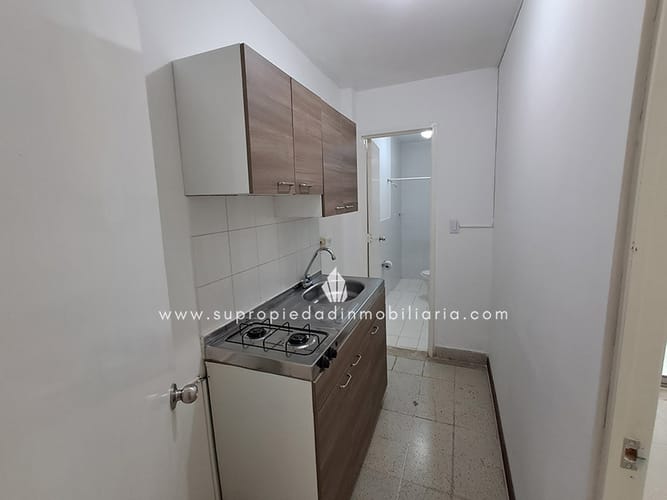 Oficina en arriendo en Simon Bolivar, Medellín, 35 m² · foto 3 de 6