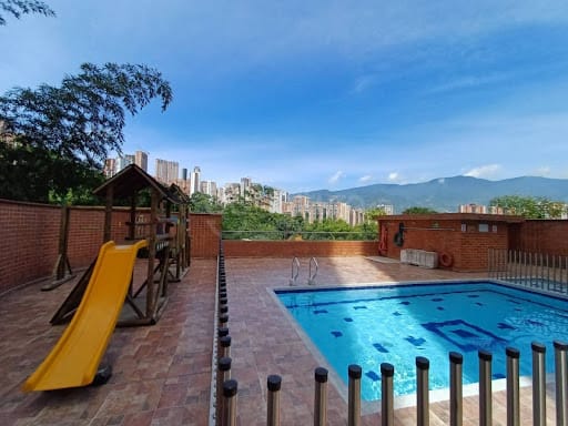 Apartamento de 3 alcobas en arriendo en Loma Del Barro, Sabaneta, 77 m² · foto 20 de 21