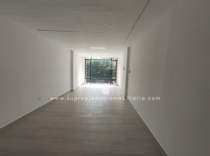 Local en arriendo en Milla De Oro, Medellín, 35 m² · foto 3 de 7