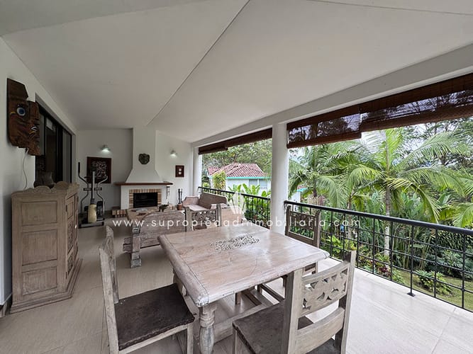 Casa de 3 alcobas en venta en San Lucas, Medellín, 640 m² · foto 6 de 24