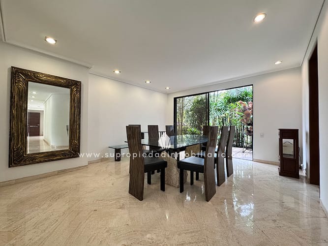 Casa de 3 alcobas en venta en San Lucas, Medellín, 640 m² · foto 12 de 24