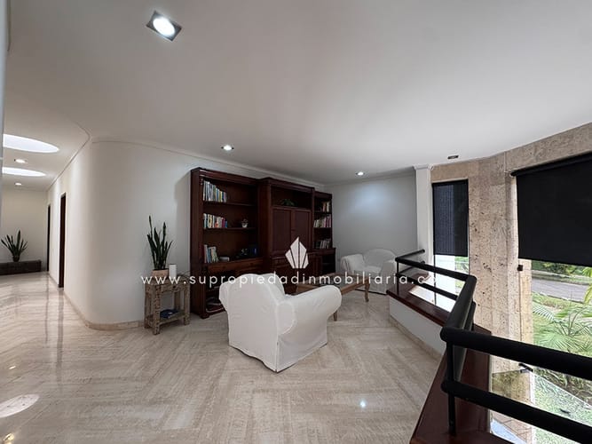 Casa de 3 alcobas en venta en San Lucas, Medellín, 640 m² · foto 14 de 24