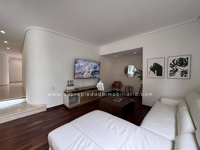 Casa de 3 alcobas en venta en San Lucas, Medellín, 640 m² · foto 16 de 24