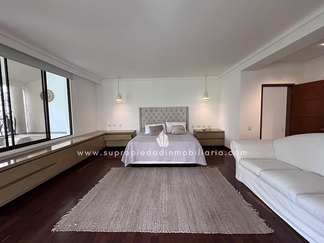 Casa de 3 alcobas en venta en San Lucas, Medellín, 640 m² · foto 20 de 24