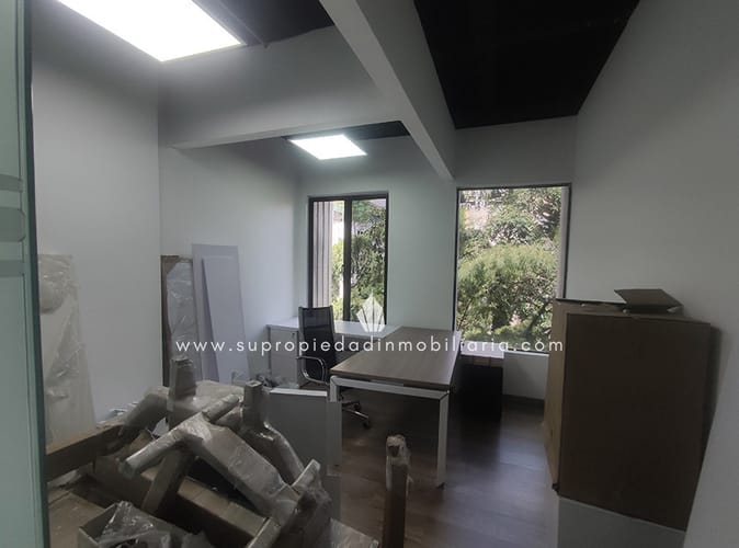 Local en arriendo en Milla De Oro, Medellín, 35 m² · foto 4 de 5