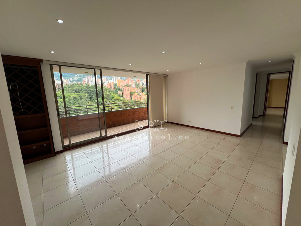 Apartamento en arriendo en La Frontera, Envigado · foto 3 de 22