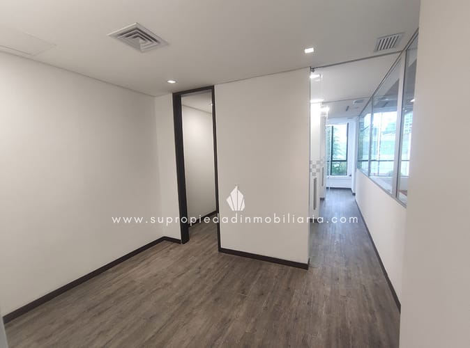 Local en arriendo en Milla De Oro, Medellín, 203 m² · foto 5 de 23