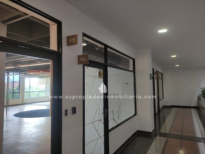Local en arriendo en Milla De Oro, Medellín, 203 m² · foto 23 de 23