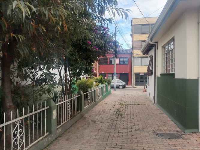 Casa de 3 alcobas en venta en Lagos De Cordoba, Bogotá, 110 m² · foto 2 de 14