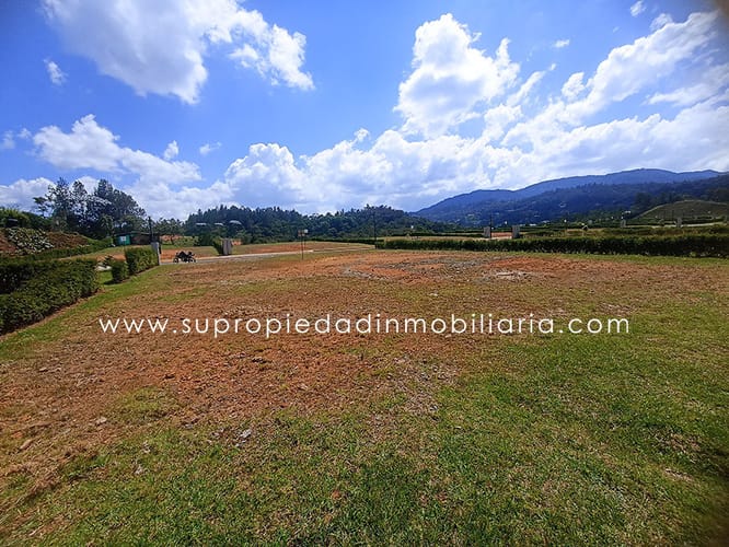 Lote en venta en Loma Del Chocho, Envigado, 776 m² · foto 5 de 10