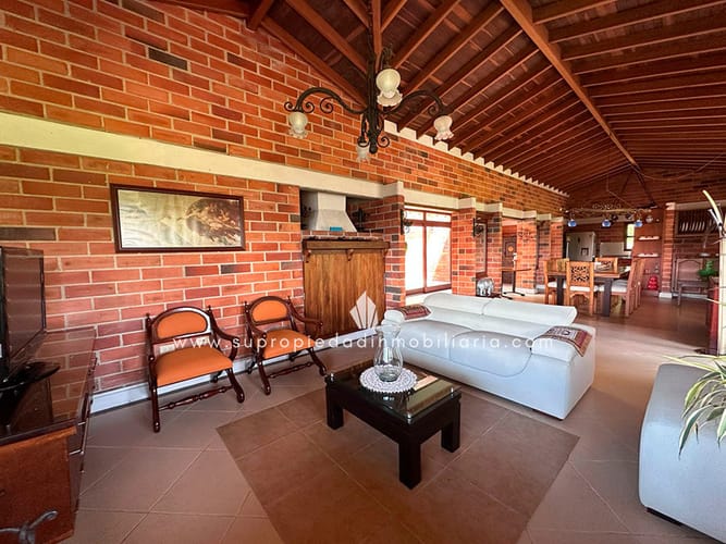 Casa de 5 alcobas en venta en Pan De Azucar, Sabaneta, 352 m² · foto 24 de 24