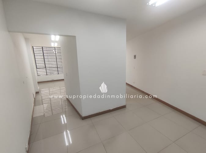 Local en arriendo en Milla De Oro, Medellín, 46 m² · foto 4 de 8